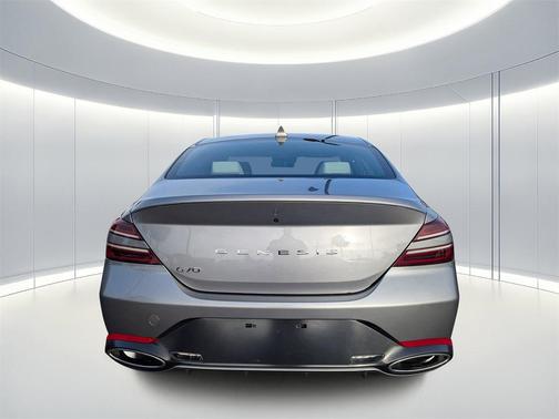 2025 Genesis G70 2.5T RWD