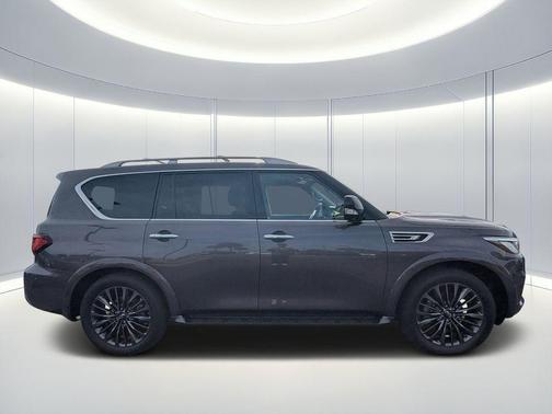 2024 INFINITI QX80 PREMIUM SELECT AWD