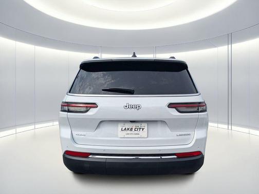 Bright White Clearcoat 2026 Jeep Grand Cherokee L Altitude