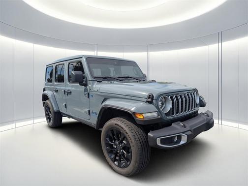 2025 Jeep Wrangler 4xe Sahara