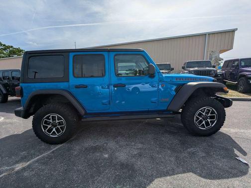 Hydro Blue Pearlcoat 2026 Jeep Wrangler Rubicon