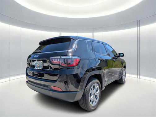 2025 Jeep Compass Sport