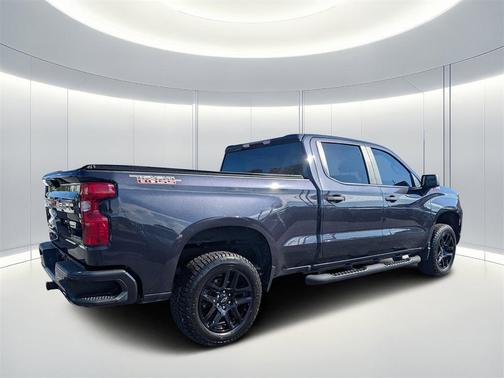 2022 Chevrolet Silverado 1500 Custom Trail Boss
