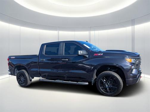 2022 Chevrolet Silverado 1500 Custom Trail Boss