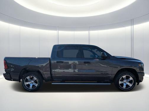 Granite Crystal Metallic Clearcoat 2026 RAM 1500 Express
