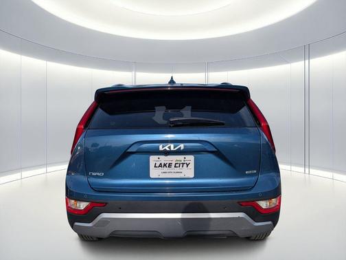 2023 Kia Niro Plug-In Hybrid EX