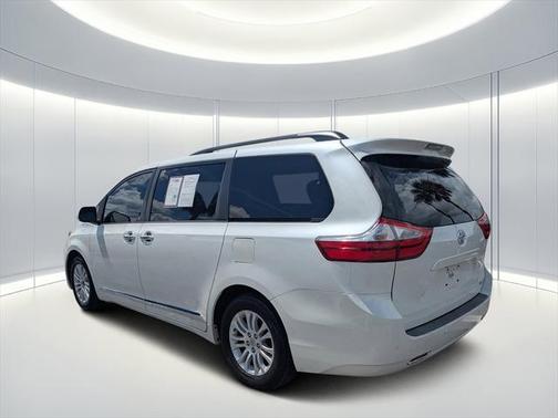 2015 Toyota Sienna XLE Premium