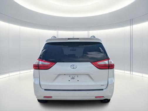 2015 Toyota Sienna XLE Premium