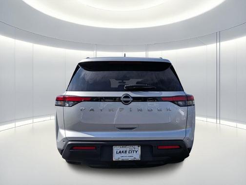 Brilliant Silver Metallic 2025 Nissan Pathfinder SV FWD