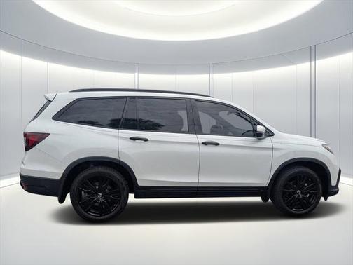 2021 Honda Pilot AWD Black Edition