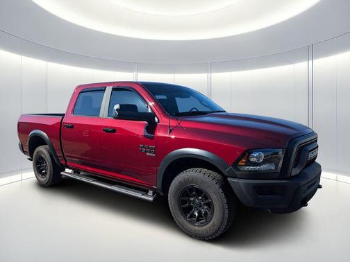 2024 RAM 1500 Classic Warlock Crew Cab 4x4 5'7' Box