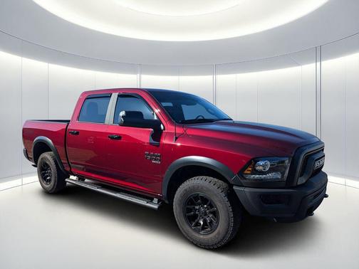 2024 RAM 1500 Classic Warlock Crew Cab 4x4 5'7' Box