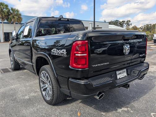 2025 RAM 1500 ST