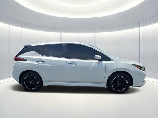 2025 Nissan Leaf SV PLUS
