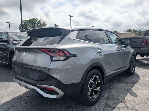 Steel Gray 2024 Kia Sportage LX