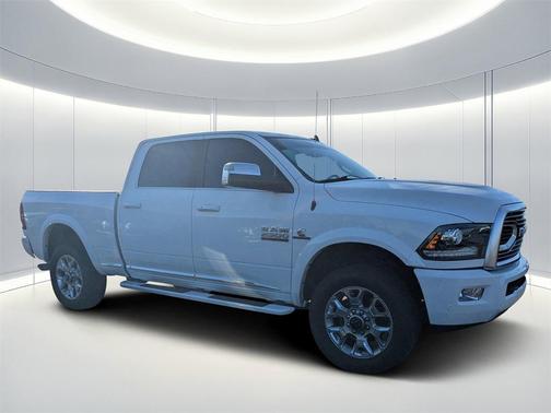 2018 RAM 2500 Limited Crew Cab 4x4 6'4' Box