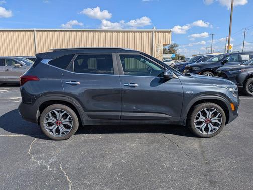 2022 Kia Seltos SX Turbo