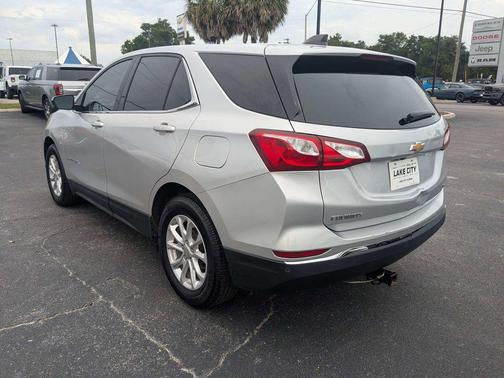 Silver Ice Metallic 2020 Chevrolet Equinox 1LT