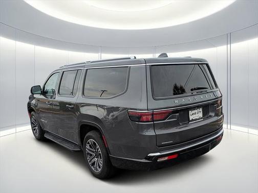 2023 Jeep Wagoneer L Series II 4x4