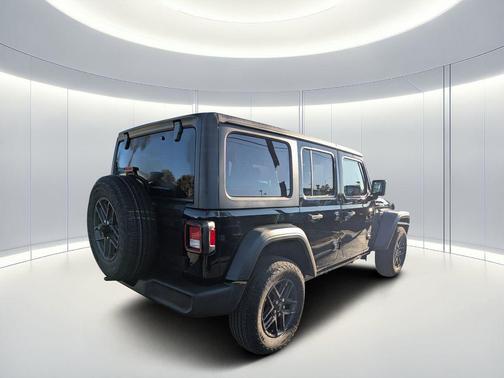 Black Clearcoat 2026 Jeep Wrangler Sport S
