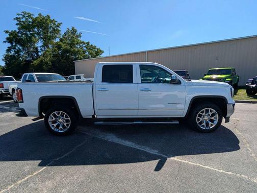 Summit White 2017 GMC Sierra 1500 SLT