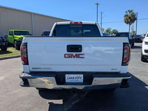 Summit White 2017 GMC Sierra 1500 SLT