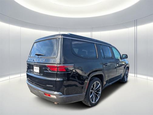 2022 Jeep Wagoneer Series III 4x4