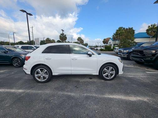 Ibis White 2020 Audi Q3 45 S line Premium Plus