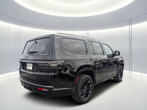 High Gloss Black 2026 Jeep Grand Wagoneer Summit Obsidian 4x4