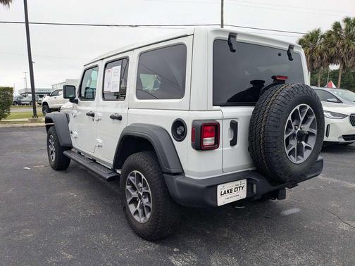 Bright White Clearcoat 2024 Jeep Wrangler Sport S