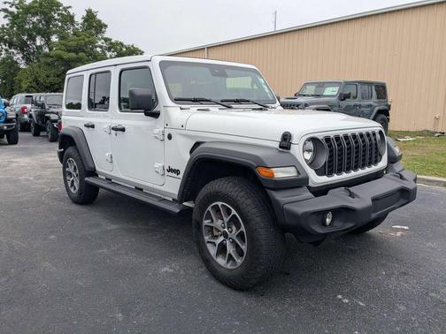 Bright White Clearcoat 2024 Jeep Wrangler Sport S