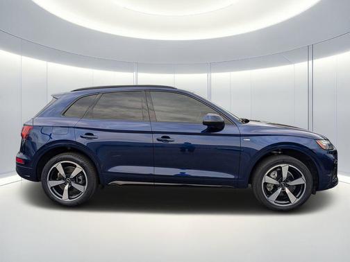 2023 Audi Q5 45 S line Prestige