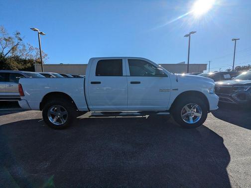 2016 RAM 1500 Tradesman/Express