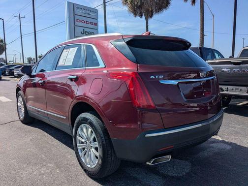Red Passion Tintcoat 2018 Cadillac XT5 Base