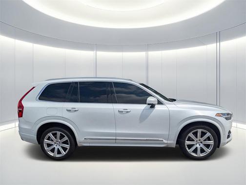 2018 Volvo XC90 T6 Inscription