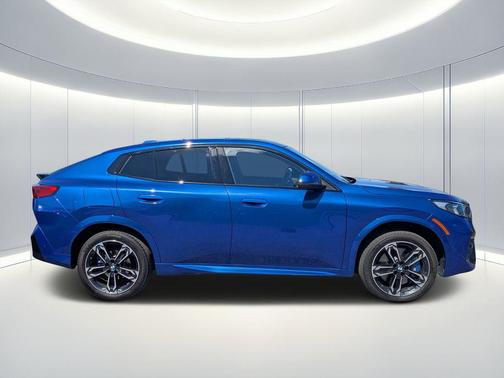 Blue Metallic 2025 BMW X2 xDrive28i