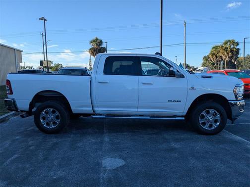 2020 RAM 2500 Big Horn Crew Cab 4X4 6'4' Box