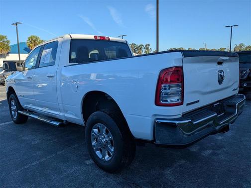 2020 RAM 2500 Big Horn Crew Cab 4X4 6'4' Box