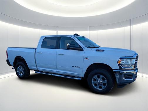 2020 RAM 2500 Big Horn Crew Cab 4X4 6'4' Box