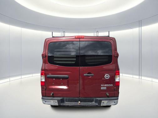 2012 Nissan NV Cargo 2500 SV