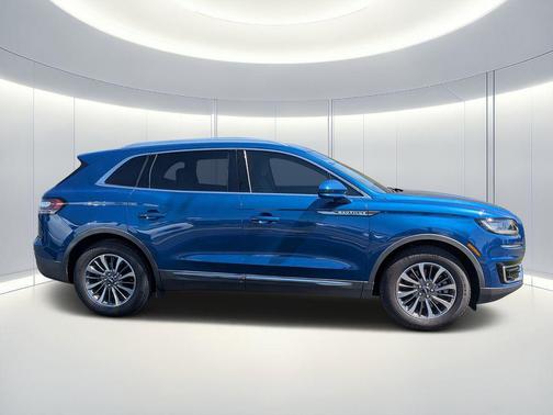 ARTISAN BLUE 2020 Lincoln Nautilus Standard