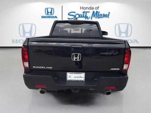 Crystal Black Pearl 2023 Honda Ridgeline RTL