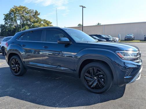 2022 Volkswagen Atlas Cross Sport 3.6L V6 SE w/Technology