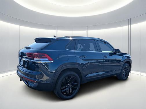 2022 Volkswagen Atlas Cross Sport 3.6L V6 SE w/Technology