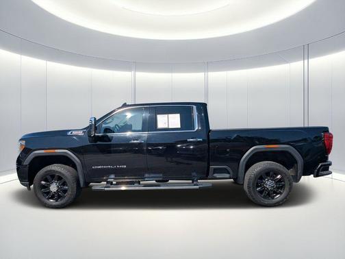 Onyx Black 2022 GMC Sierra 2500 Denali