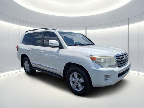 2013 Toyota Land Cruiser Base