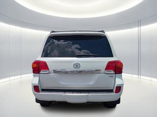 2013 Toyota Land Cruiser Base