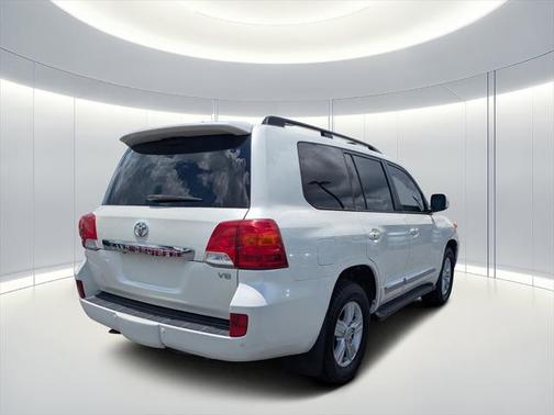 2013 Toyota Land Cruiser Base