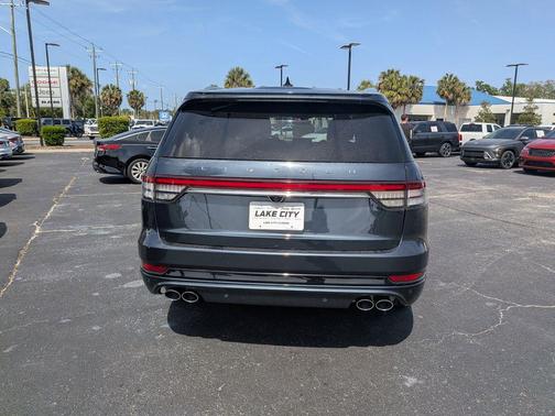 FLIGHT BLUE MET CC 2022 Lincoln Aviator Grand Touring AWD