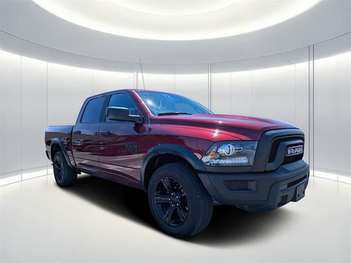 2024 RAM 1500 Classic Warlock Crew Cab 4x4 5'7' Box